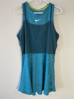 Nike Court Slam Dri-Fit Tennis Dress Green Blue FZ6463-379 $130 - Large